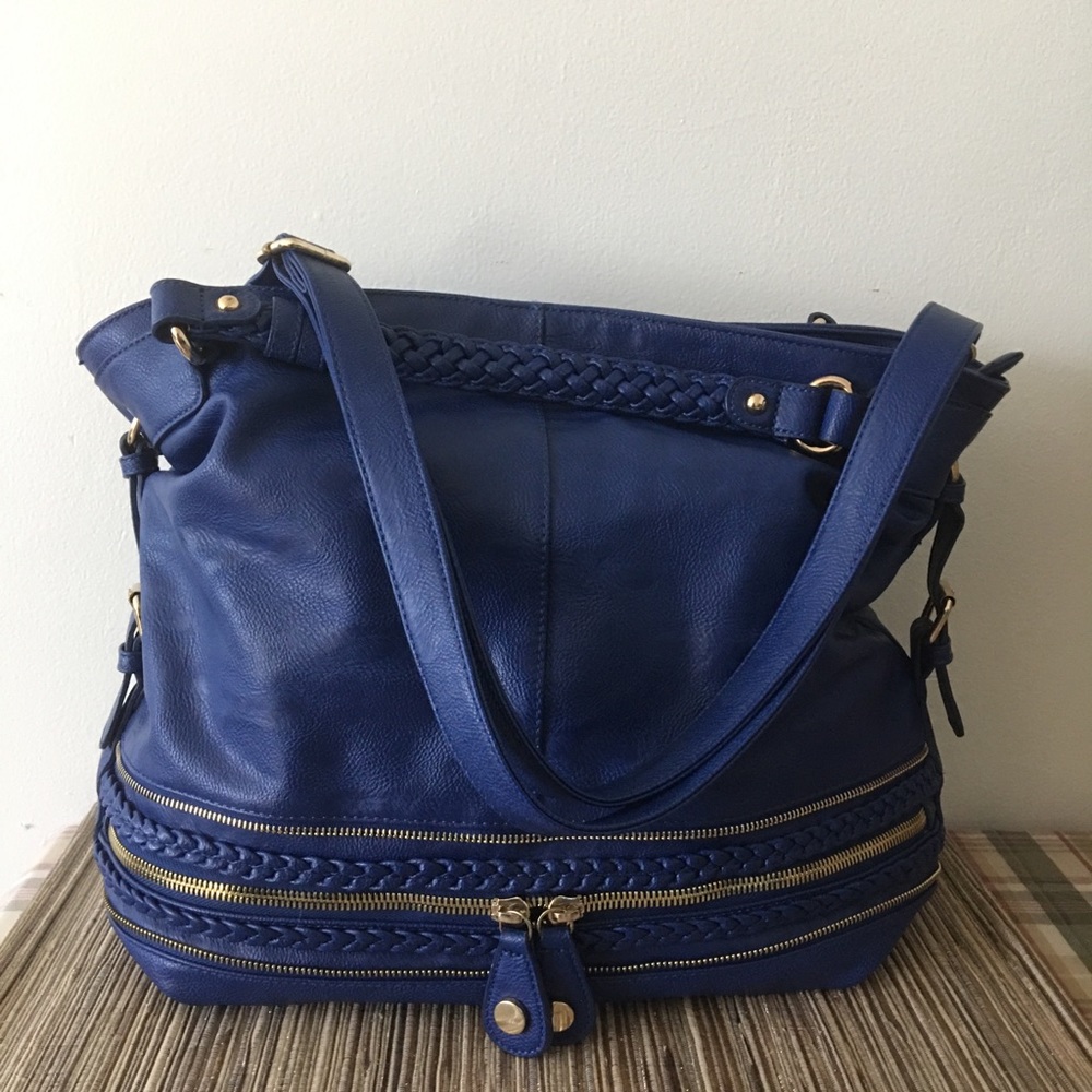 Shoulder Bag (Base 17, Height 14)